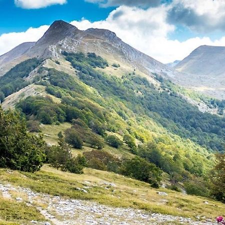 Residence Le Ginestre Avezzano Zewnętrze zdjęcie